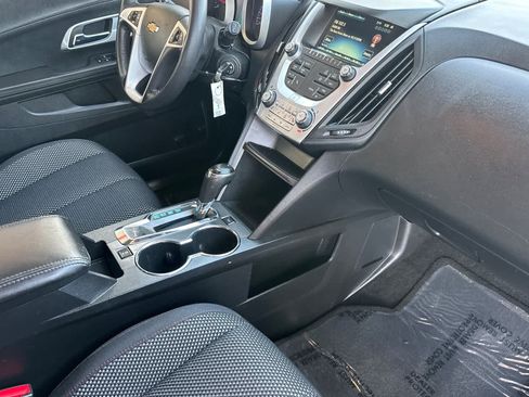 Used 2017 Chevrolet Equinox LT w/ Convenience Package FWD image 15