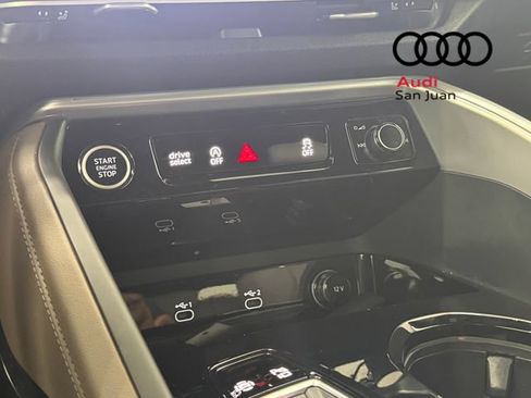 Used 2025 Audi Q5 Premium w/ Convenience Package AWD/4WD image 18