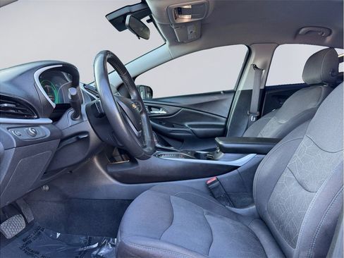 Used 2017 Chevrolet Volt LT image 9