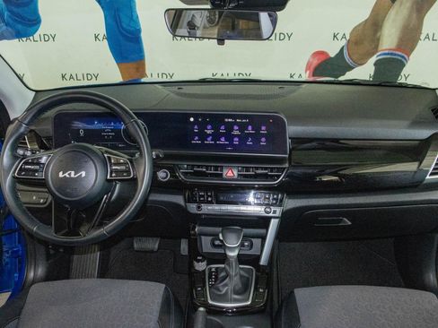 Used 2024 Kia Seltos S image 3