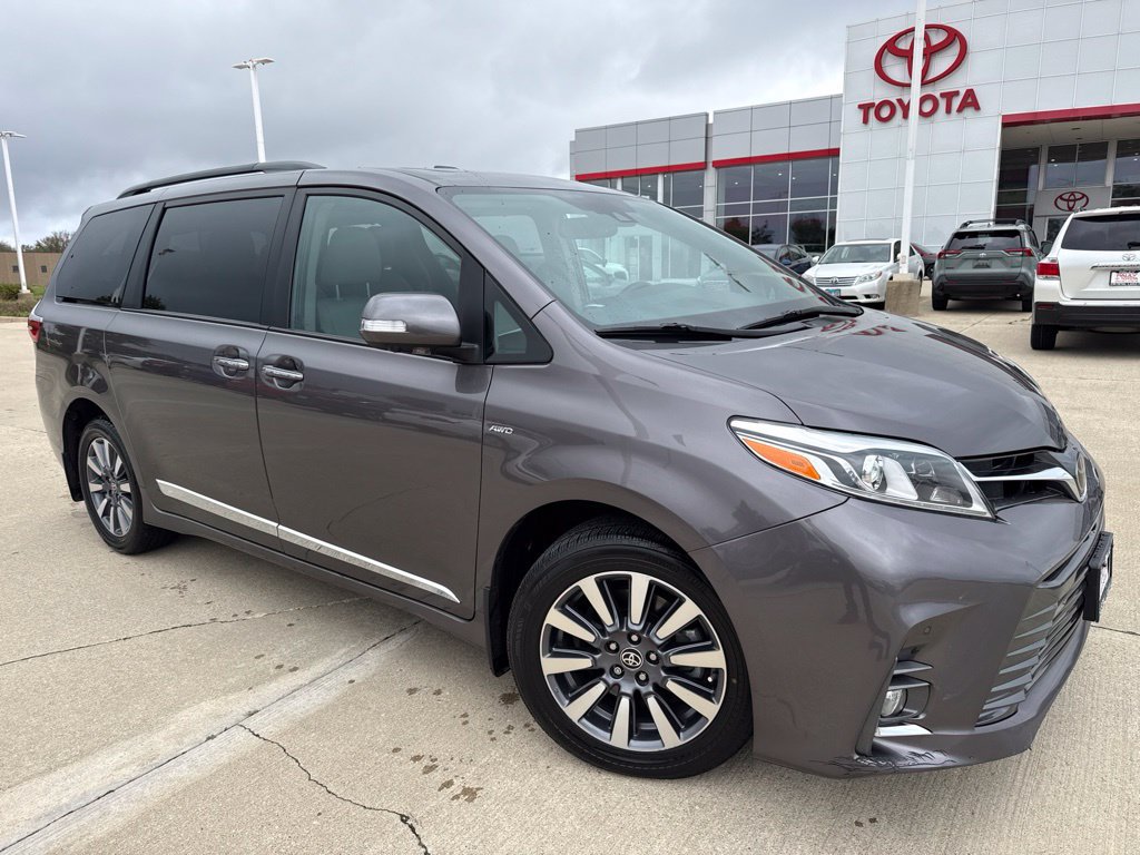 Used 2020 Toyota Sienna Limited Premium AWD/4WD image 2