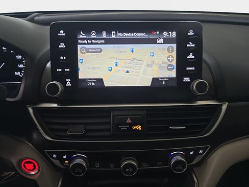 Used 2018 Honda Accord Touring image 23