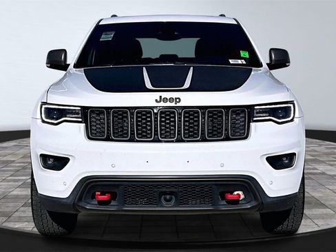 Used 2018 Jeep Grand Cherokee Trailhawk w/ Trailhawk Luxury Group image 4