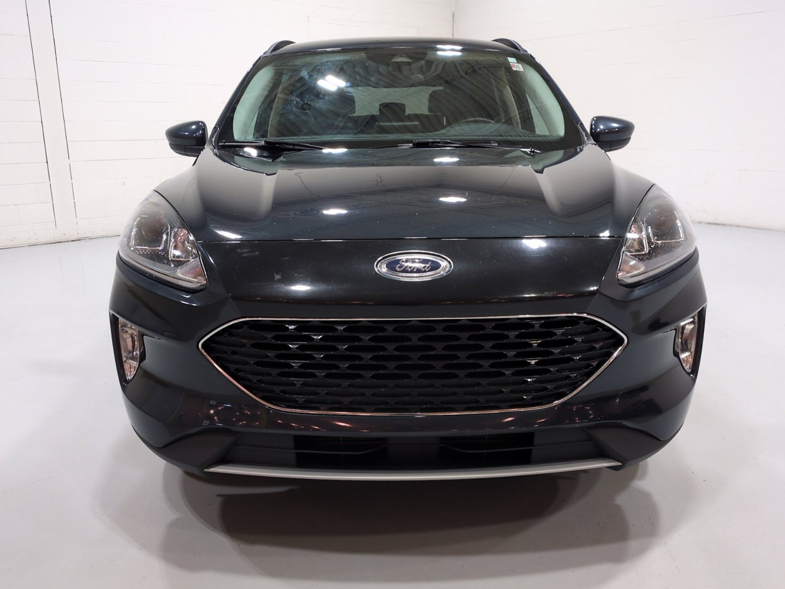 Used 2022 Ford Escape SEL AWD/4WD image 9