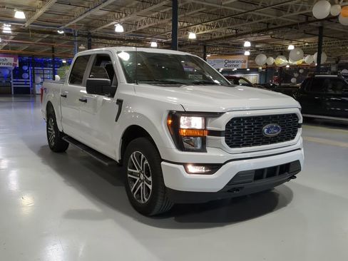 Used 2023 Ford F150 XL w/ STX Appearance Package image 4