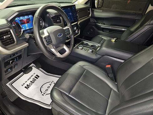 Used 2024 Ford Expedition Max XLT image 36