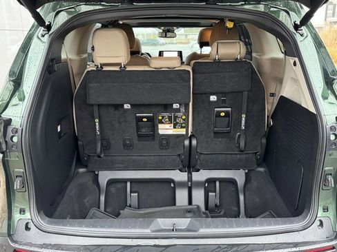 Certified 2023 Toyota Sienna XLE image 43