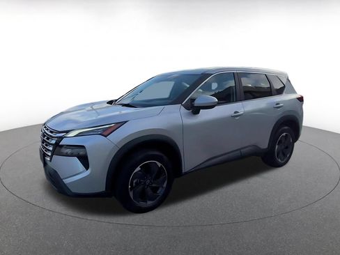 Used 2025 Nissan Rogue SV FWD image 7