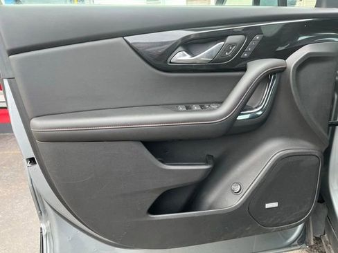 Used 2023 Chevrolet Blazer RS w/ Enhanced Convenience Package image 12