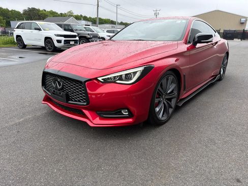 Used 2022 INFINITI Q60 Red Sport 400 w/ Cargo Package AWD/4WD image 3