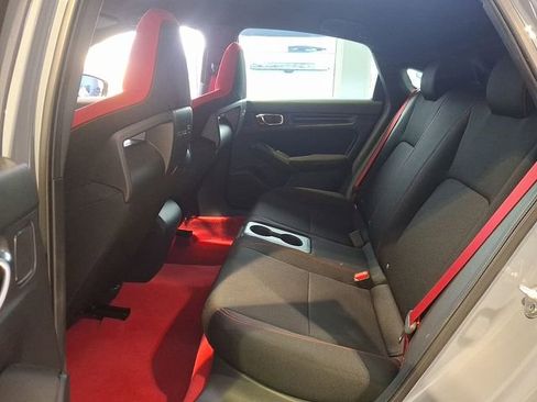 Used 2024 Honda Civic Type R image 10