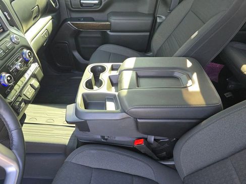 Used 2023 GMC Sierra 2500 SLE w/ SLE Value Package; image 26