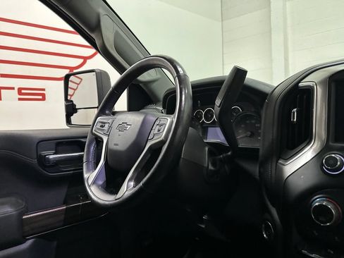 Used 2019 Chevrolet Silverado 1500 RST AWD/4WD image 56