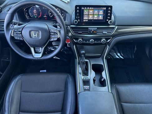 Certified 2018 Honda Accord Sport image 29