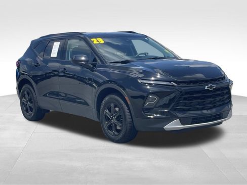 Used 2023 Chevrolet Blazer LT w/ Convenience Package FWD image 10