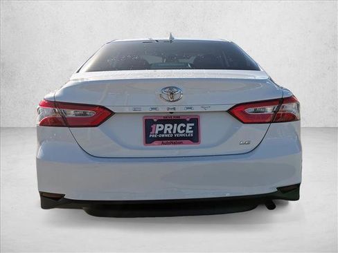 Certified 2020 Toyota Camry LE image 7