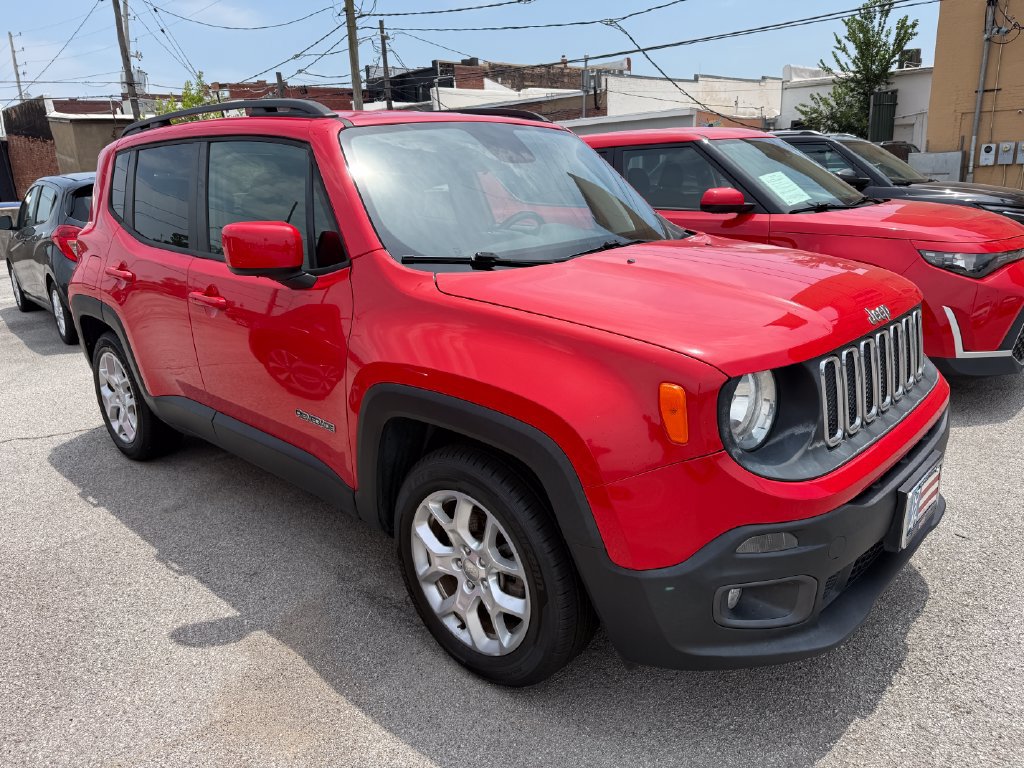 Used 2018 Jeep Renegade Latitude FWD image 9