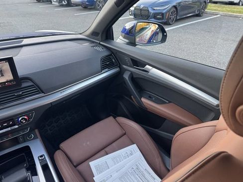 Certified 2024 Audi Q5 2.0T Prestige image 14