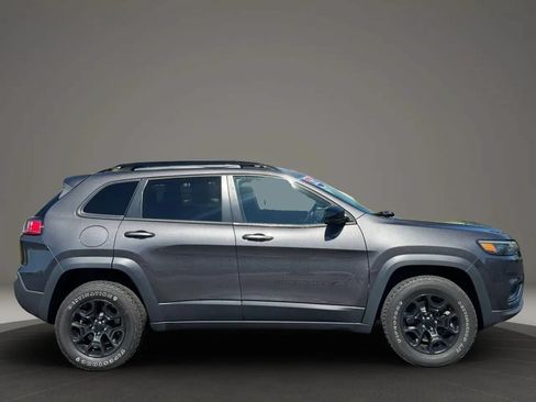 Used 2022 Jeep Cherokee Latitude w/ Trailer Tow Group AWD/4WD image 2