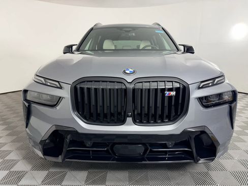 New 2026 BMW X7 M60i image 9
