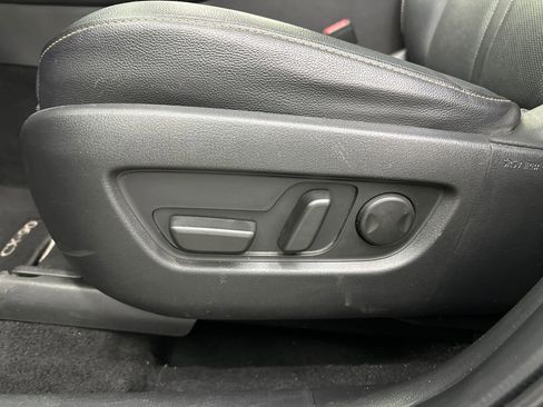 Used 2024 MAZDA CX-90 3.3 Turbo w/ Premium Package AWD/4WD image 10