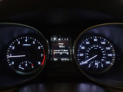 Used 2017 Hyundai Santa Fe Sport image 23