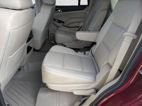 Used 2019 GMC Yukon Denali w/ Denali Ultimate Package image 18