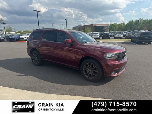 Used 2017 Dodge Durango GT w/ Premium Group image 2