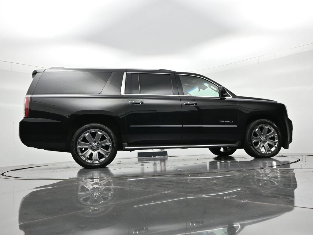 Used 2016 GMC Yukon XL Denali w/ Open Road Package AWD/4WD image 21