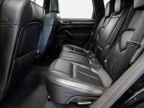 Used 2012 Porsche Cayenne image 22