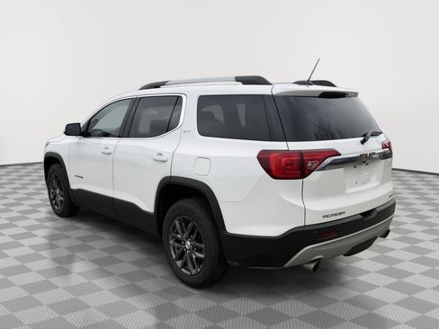 Used 2019 GMC Acadia SLT image 3