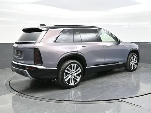 Used 2026 Cadillac Vistiq Luxury AWD/4WD image 7