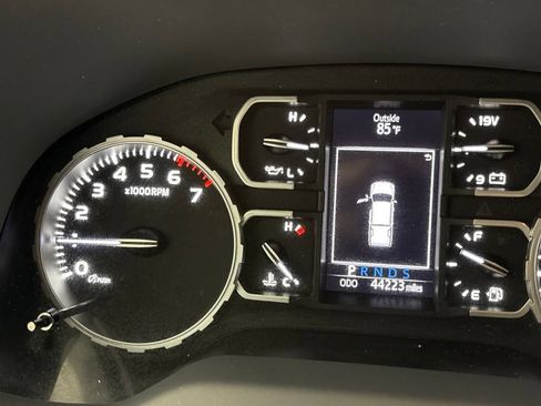 Used 2019 Toyota Tundra TRD Pro AWD/4WD image 31