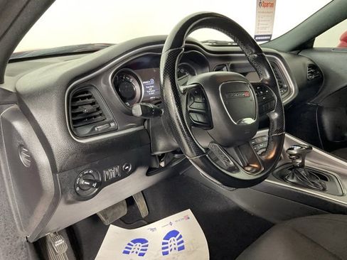 Used 2022 Dodge Challenger GT image 12