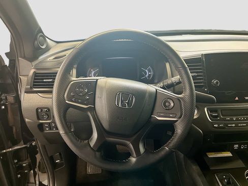 Used 2023 Honda Passport TrailSport image 11