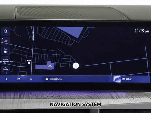 Certified 2025 Hyundai Santa Fe Calligraphy image 3