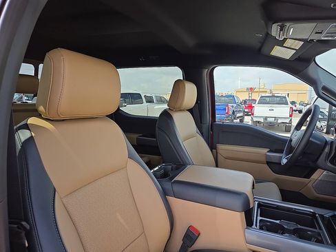 New 2026 Ford F250 Lariat w/ Lariat Premium Package AWD/4WD image 15
