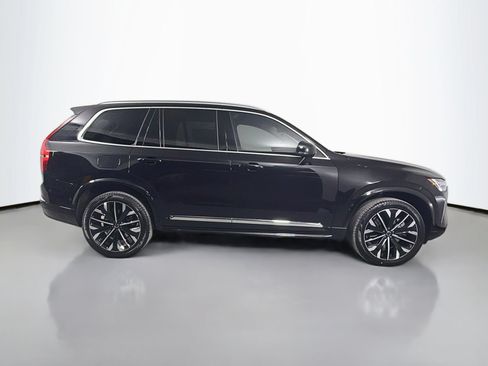 New 2026 Volvo XC90 T8 Plus w/ Protection Package Premier AWD/4WD image 4