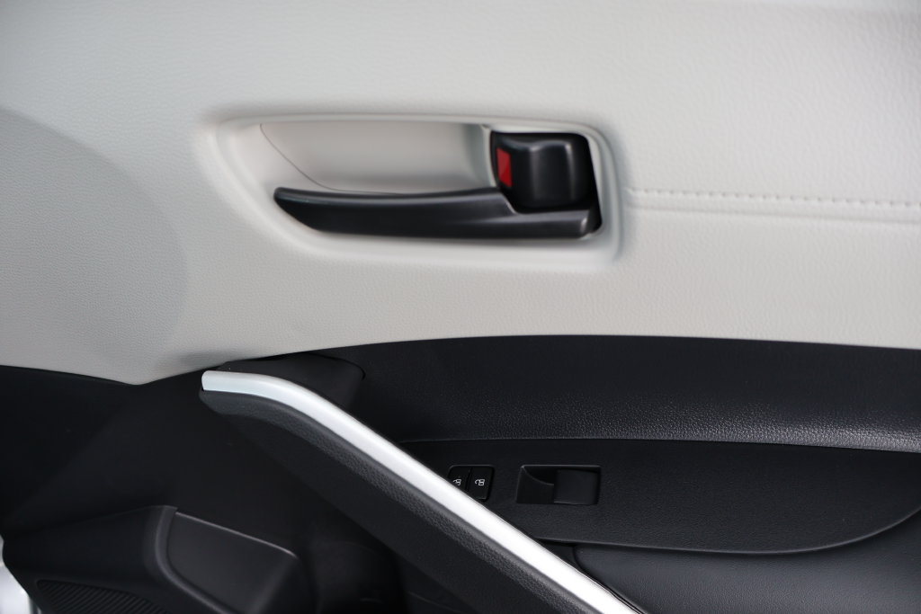 New 2026 Toyota Corolla Cross LE AWD/4WD image 41