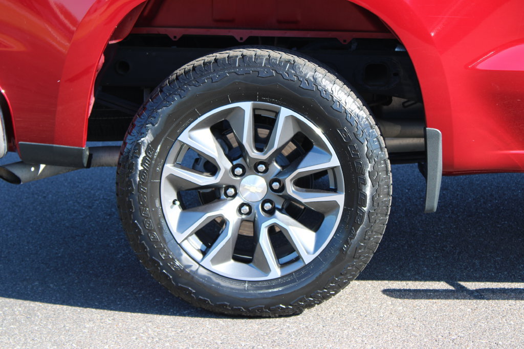 Used 2022 Chevrolet Silverado 1500 LT RWD image 13