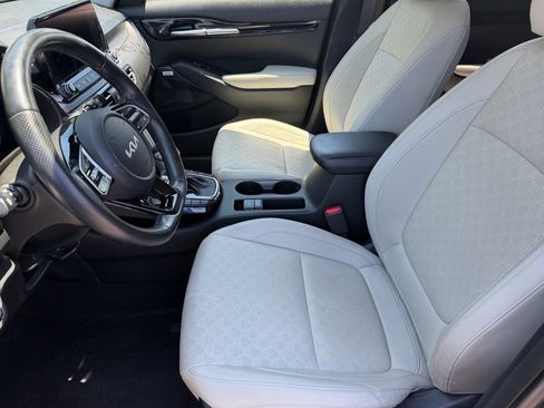 Used 2022 Kia Seltos SX w/ Sunroof Package AWD/4WD image 10