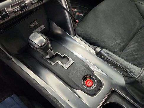 Used 2011 Nissan GT-R Premium AWD/4WD image 53