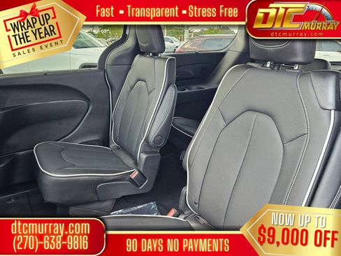 New 2026 Chrysler Pacifica Limited w/ Uconnect Theater Family Group image 26