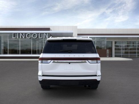 New 2023 Lincoln Navigator L Reserve image 5