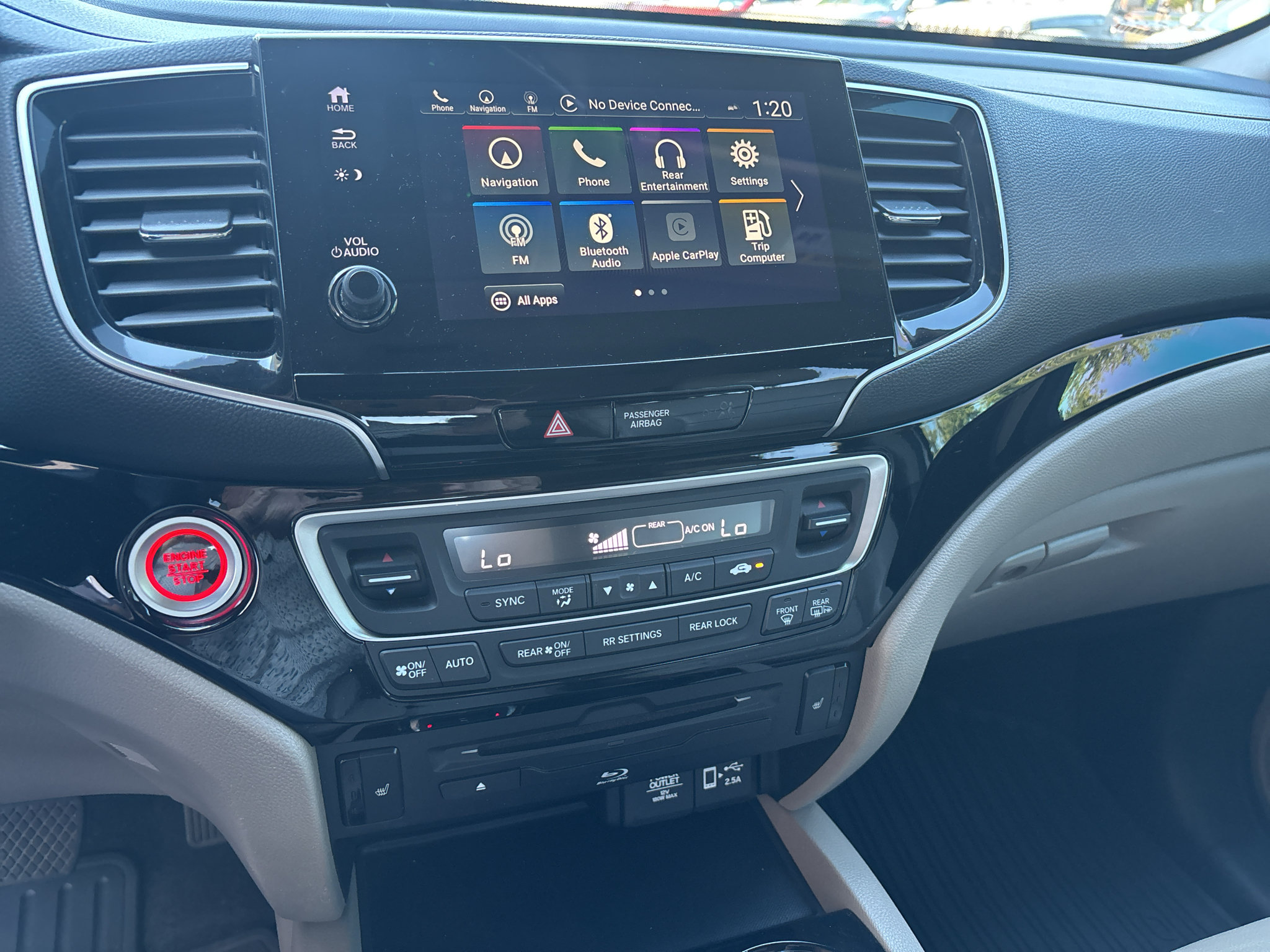 Used 2021 Honda Pilot Touring image 15