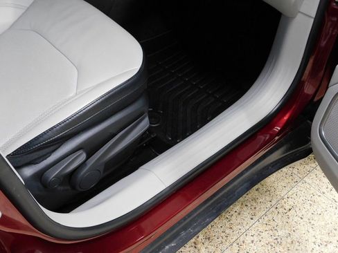 Used 2022 Jeep Compass Limited image 93