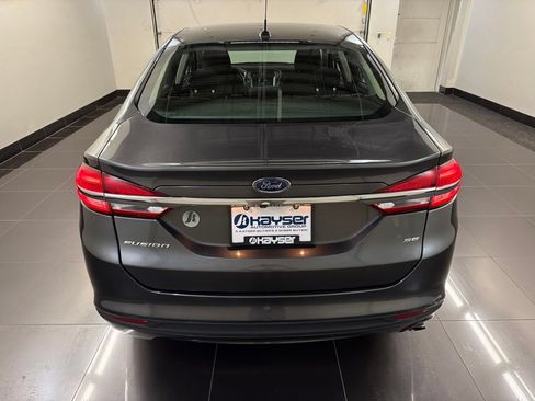 Certified 2017 Ford Fusion SE FWD image 5