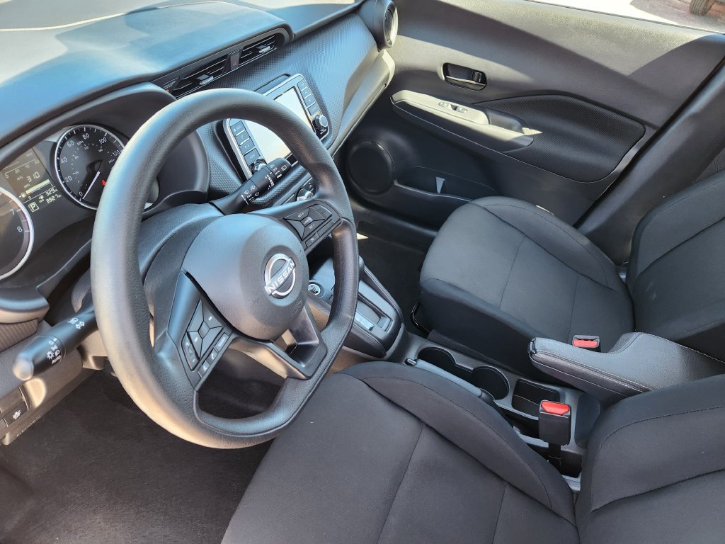 Certified 2025 Nissan Kicks Play S FWD image 10