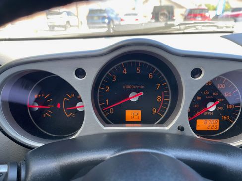 Used 2007 Nissan 350Z Touring image 14