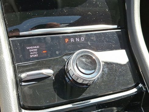 Used 2022 Jeep Grand Cherokee Limited image 15